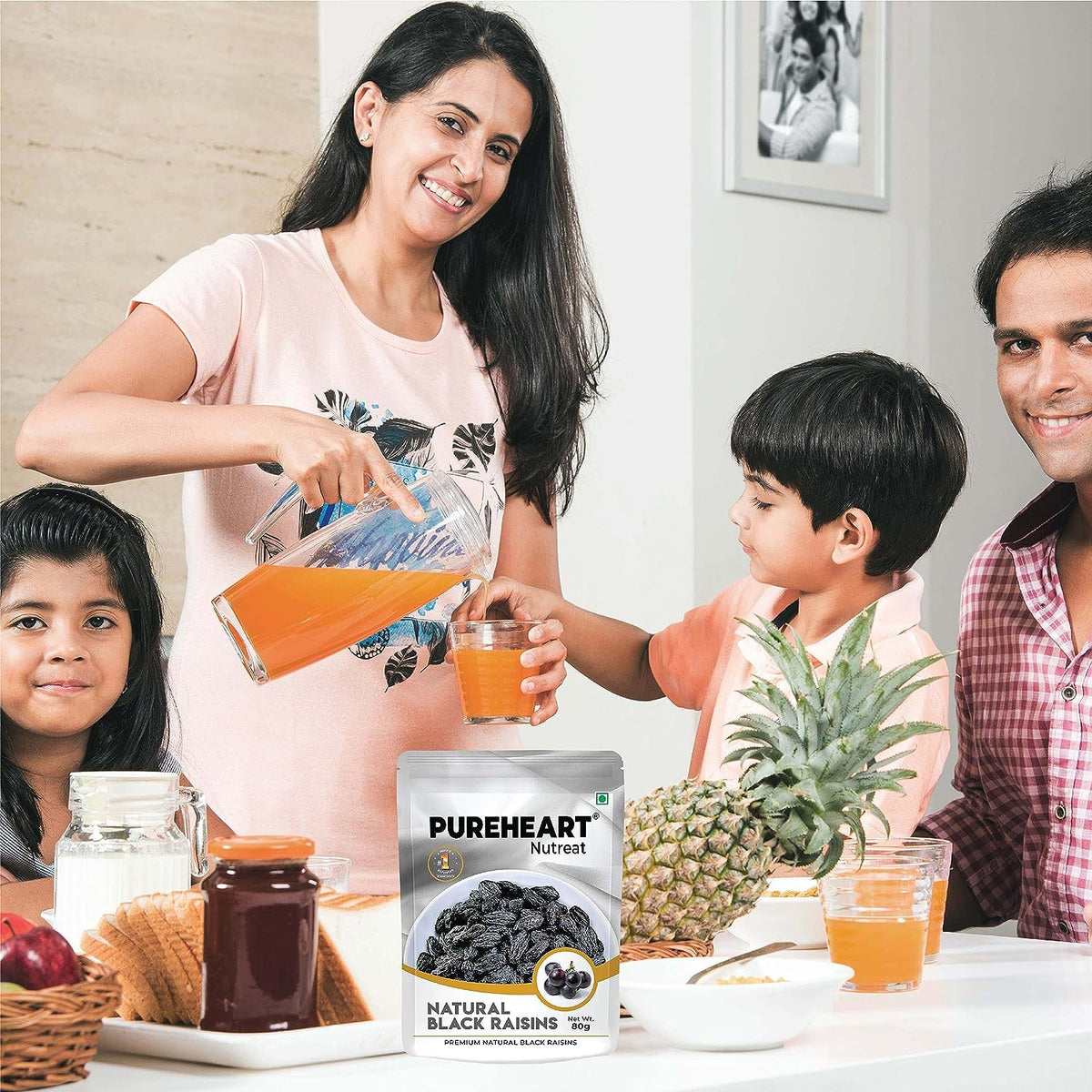 Pureheart Nutreat Premium Natural Black Raisins (80 gm) Kali Kishmish/Manuka, Dry Fruits Snack - Rich in Antioxidants